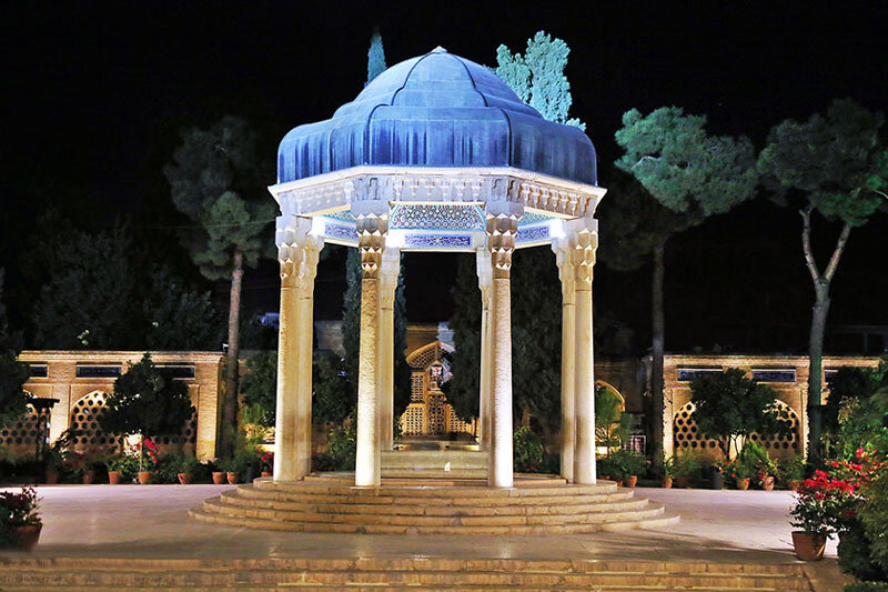 آرامگاه حافظ